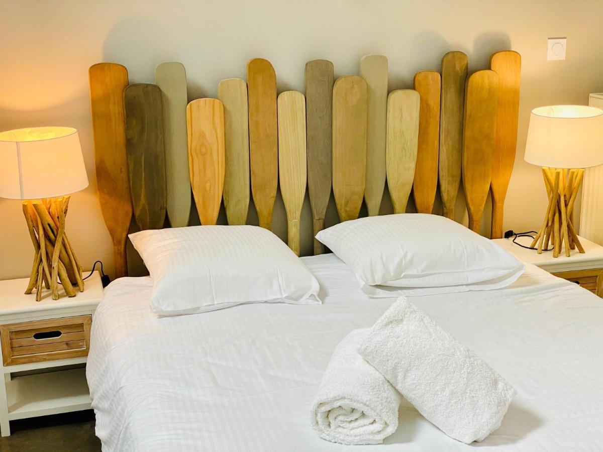 Les Villas Du Domaine De Suzel Vignieu Bagian luar foto