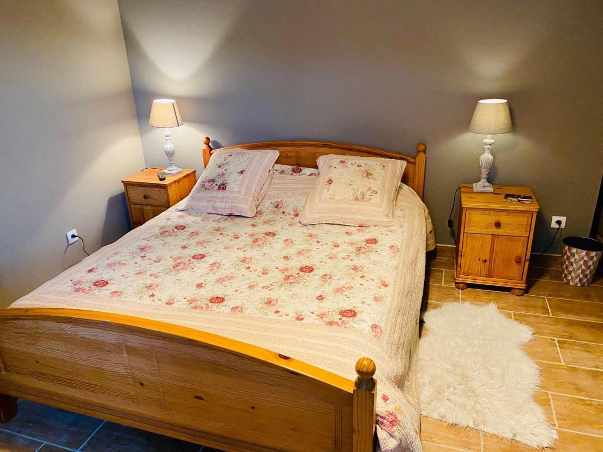 Les Villas Du Domaine De Suzel Vignieu Bagian luar foto