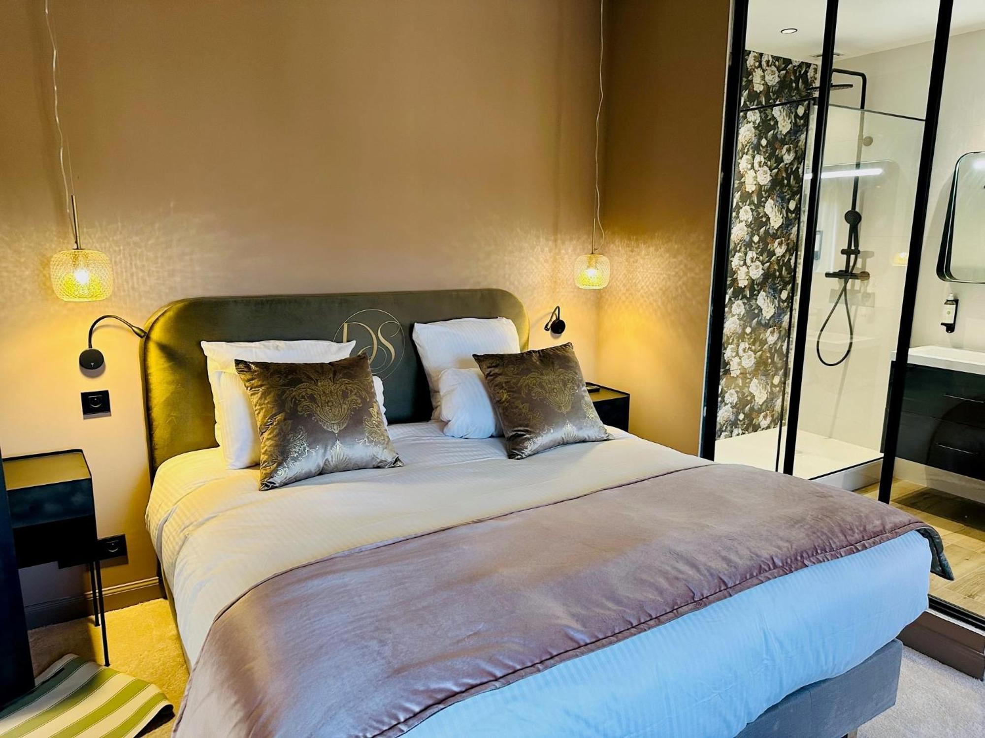 Les Villas Du Domaine De Suzel Vignieu Bagian luar foto