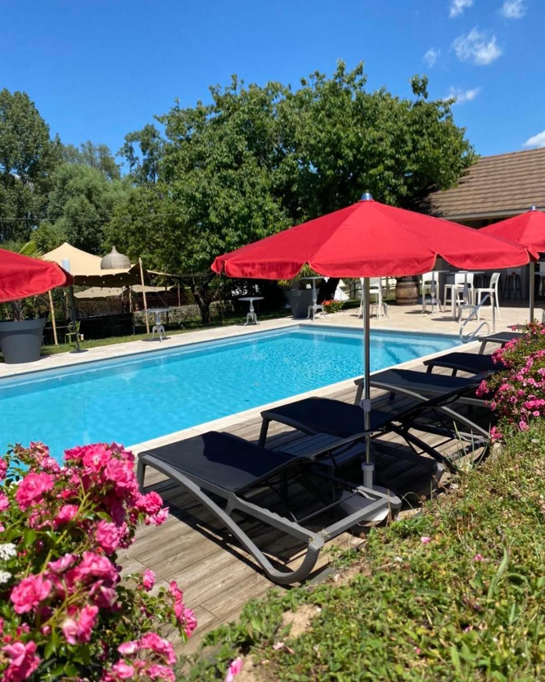 Les Villas Du Domaine De Suzel Vignieu Bagian luar foto